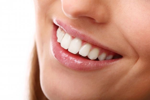 Dicas para manter os dentes mais fortes e saudáveis